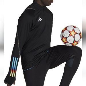 NWT Men's size L Adidas 1/4 zip long sleeve track top